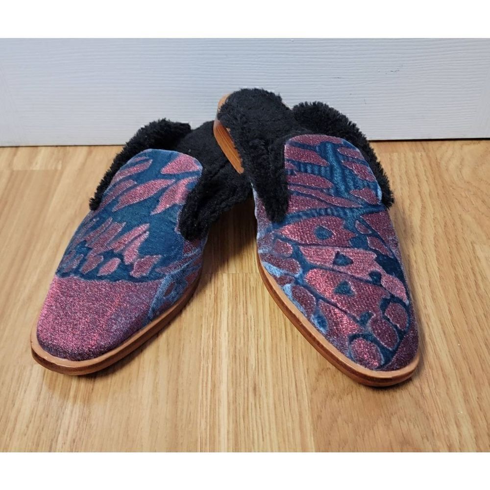 Free People Butterfly Faux Fur Sz: 8